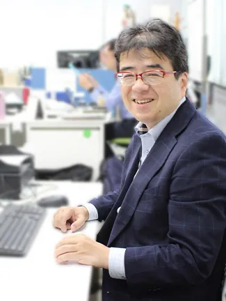 システム部 T.F